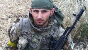 "Хлопці замовляли рефрижератор для тіла. А я все перепитувала: "Ну що там? Надія є?" Спогади про загиблого воїна Ореста Квача