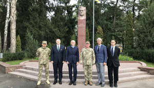 НАТО допомагає Україні розробляти навчальний курс із кіберзахисту