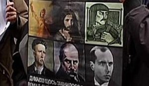 Сталину разбили голову за то, что "Иисус Христос и другие национальные герои Украины" подвергались гонениям. ВИДЕО.