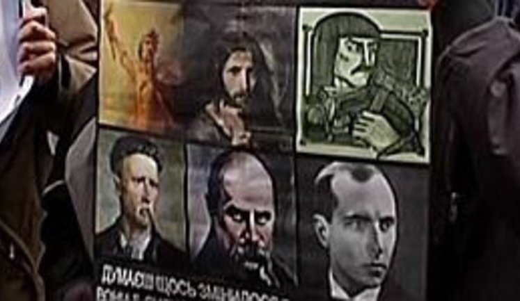 Сталину разбили голову за то, что "Иисус Христос и другие национальные герои Украины" подвергались гонениям. ВИДЕО.
