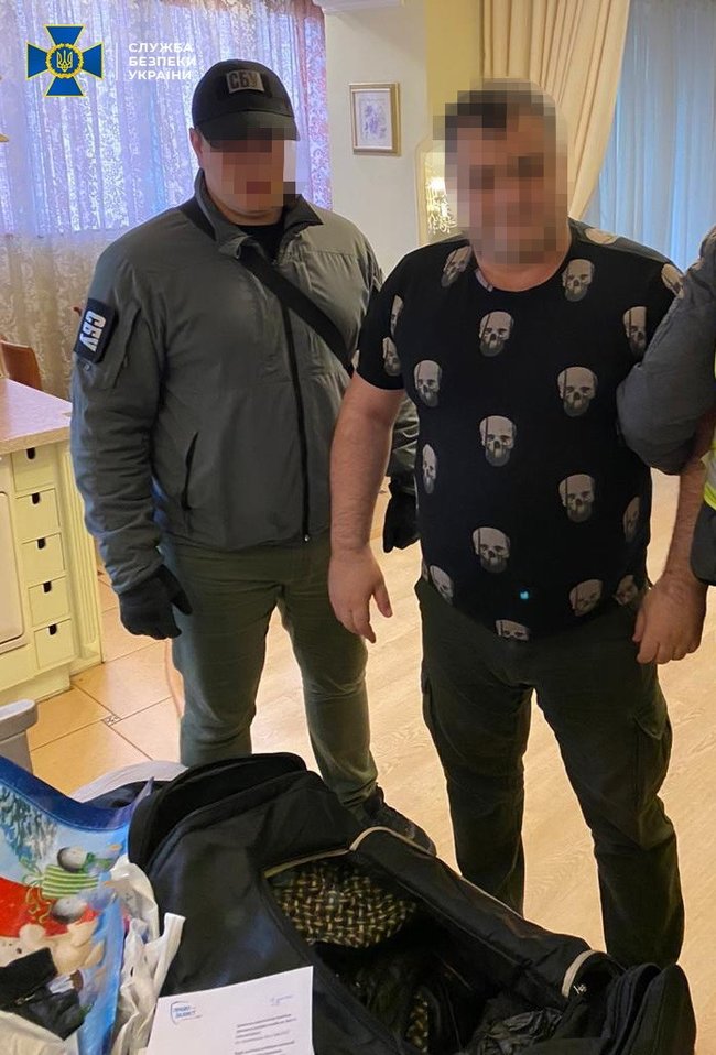 Иностранец, находящийся в международном розыске за мошенничество, задержан в Киеве, - контрразведка СБУ 01
