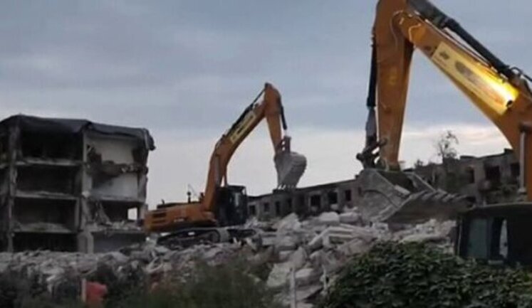 In occupied Mariupol, rashists continue to demolish high-rise buildings: they hide their crimes, - city council. VIDEO