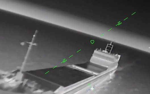 Уночі СБС уразили 5 вантажних суден у портах Маріуполя, Бердянська та у прибережних водах ТОТ. ВIДЕО