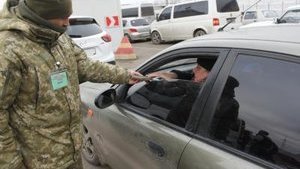Пограничники не пустили на оккупированную территорию Донбасса украинца со слишком дорогим устройством для изготовления спагетти