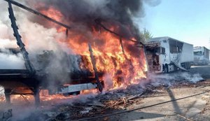 Атака РФ на Дніпропетровщину: ворог ударив поруч із автобусом, який перевозив 40 дітей. Поранено 10-річного хлопчика та 5 дорослих (оновлено). ФОТО