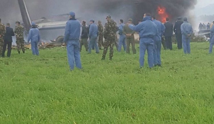 Военно-транспортный самолет российского производства ИЛ-76 разбился в Алжире. СМИ сообщают о 200 погибших. ВИДЕО