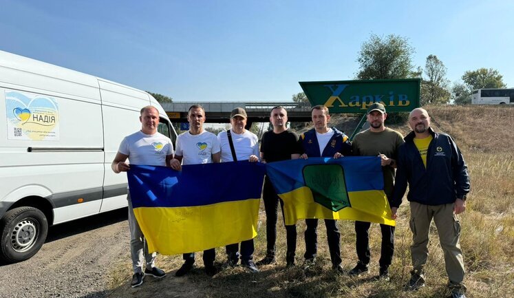 150 гуманітарних місій на передову: як Благодійний фонд молодіжної ініціативи "Надія" допомагає військовим і медикам на фронті