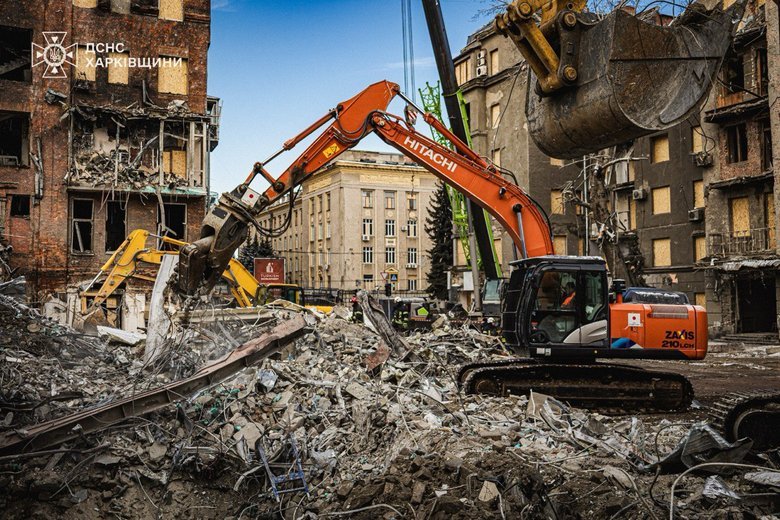 Emergency rescue operations were completed in Kharkiv after the Russian strike on 2 January.