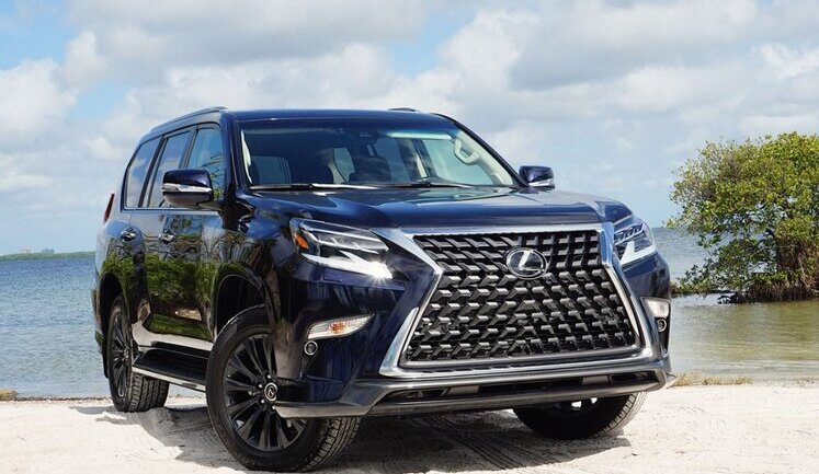 Управління держохорони купило елітні позашляховики Lexus по 3,3 мільйона гривень