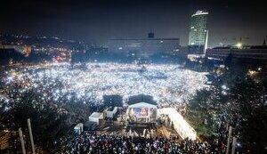 "Fico to Russia": tens of thousands of people protest in Slovakia to demand resignation of the prime minister. PHOTOS