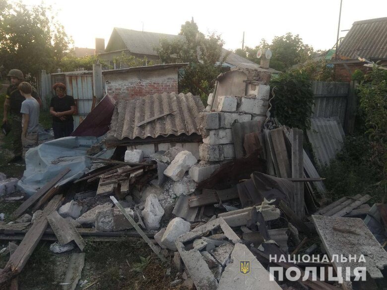 For day Russians destroyed in Donetsk region more than 40 houses, school, and kindergarten, - National police 05