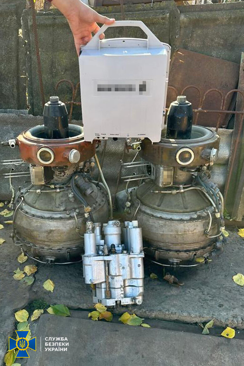 Планировал нелегально вывезти комплектующие для вертолетов Ми-8: Контрразведка СБУ в Кировоградской области разоблачила злоумышленника 02