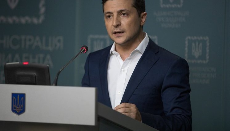 Контрабанда вже зменшилася в рази. До кінця року "приб'ємо" її, - Зеленський