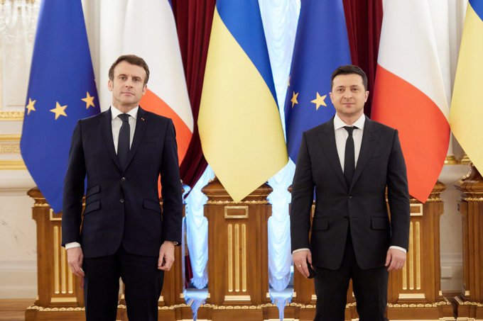 Убежден, что визит Макрона будет плодотворным для наших стран, – Зеленский 02