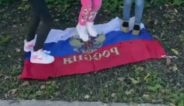 В Эстонии будут наказывать желающих праздновать 9 мая. ВИДЕО