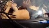 Новый рекорд - в УАЗик влезло 32 человека. ВИДЕО.