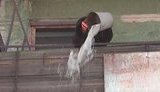 Удобства по-макеевски: Унитаз на зиму снимаем, а отходы выбрасываем с балкона. + ВИДЕО.
