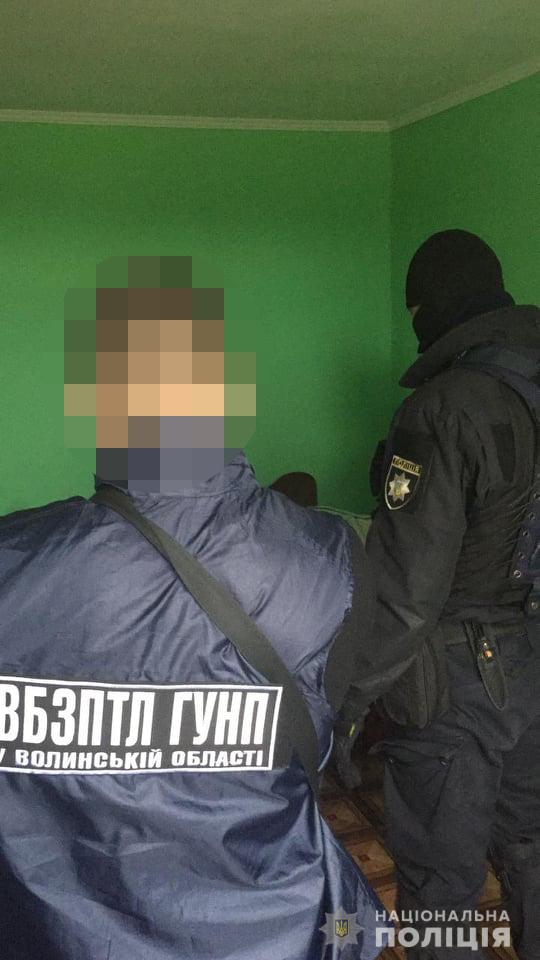 Мешканці Волині організували бізнес з відправлення людей у ​​трудове рабство до Польщі: українці працювали без оплати на небезпечних для життя обєктах 06
