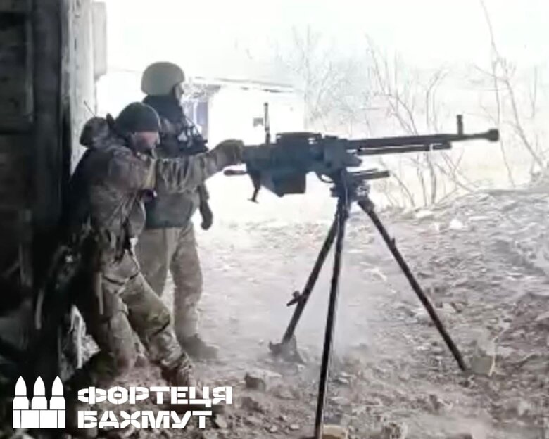 Прикордонники відбили штурм та захопили позиції окупантів на Бахмутському напрямку. Сили оборони просунулися на 300 метрів, - ДПСУ 01