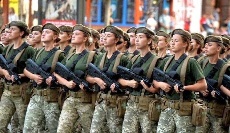 Беременных женщин с малолетними детьми также возьмут на воинский учет. Об изменении профессии придется информировать, - разъяснение Минобороны