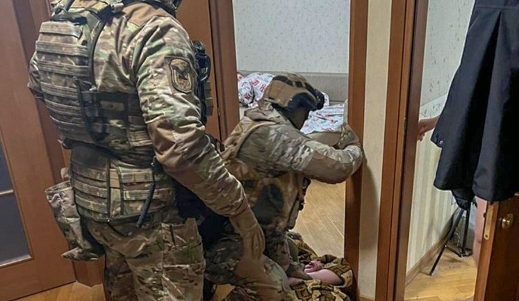 6,5 млн гривень на фіктивних угодах: викрито масштабну схему незаконної перереєстрації авто у Києві, - Нацполіція. ФОТОрепортаж