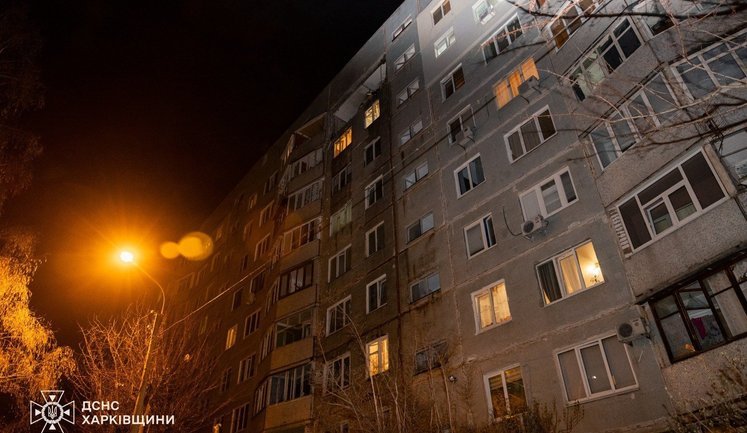 Серія атак на Харків: щонайменше шість ударів і влучання в будинок. ФОТОрепортаж