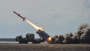 Дунайское пароходство передало две баржи для испытаний ракетного комплекса "Нептун"
