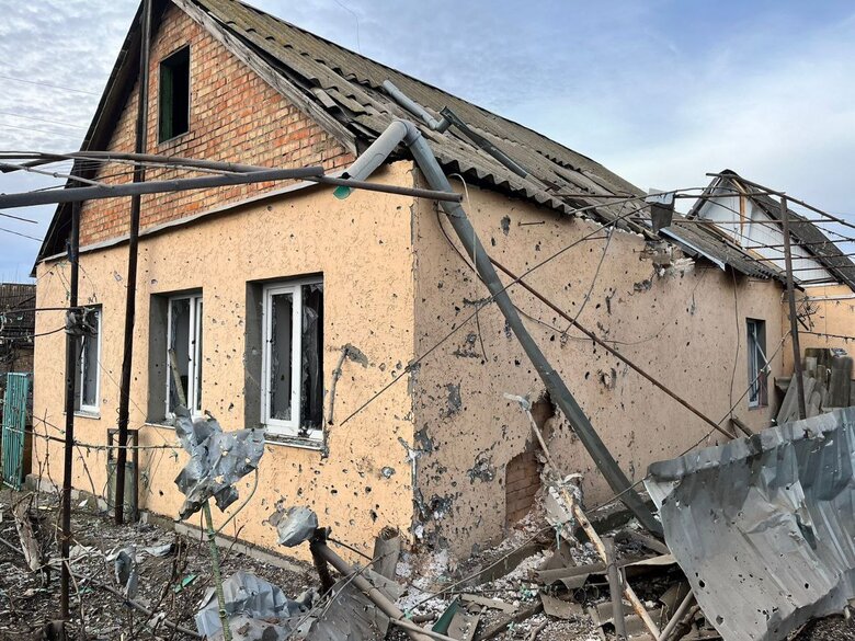 Russians shelled Nikopol with artillery: Two men were wounded 10