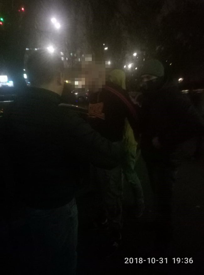 Затримано учасників організованого злочинного угруповання, причетних до низки розбійних нападів на комерційні структури, - СБУ 03