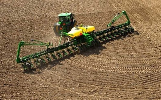 На Донеччині засіють лише 10% довоєнних площ: аграрії працюють під обстрілами