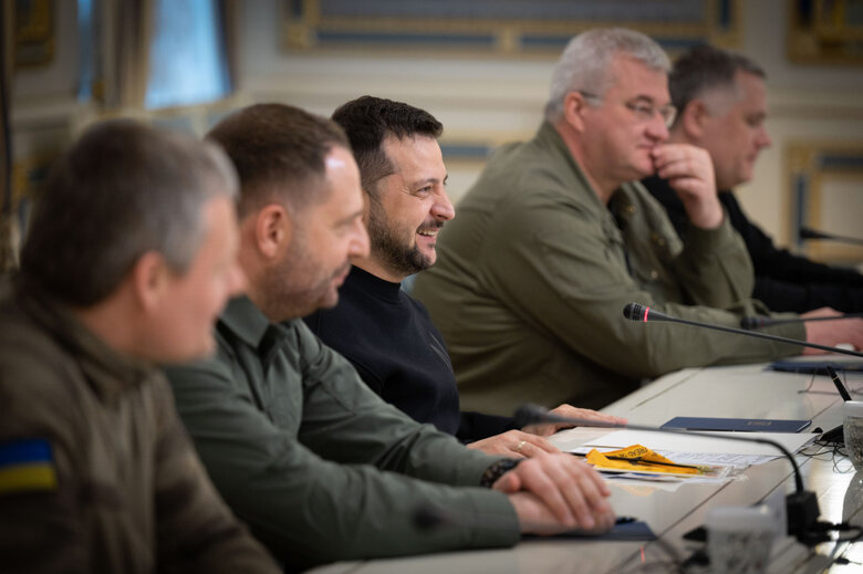 Вдячні вам за допомогу, лідерство та фінансову підтримку, - Зеленський зустрівся з делегацією американських конгресменів 02