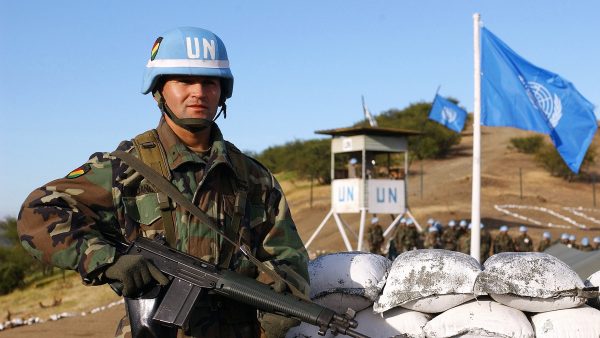 Зворотний бік блакитних шоломів. Що принесе ймовірна миротворча місія ООН в Україну 03