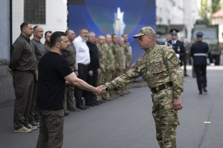 Зеленський вручив нагороди поліцейським