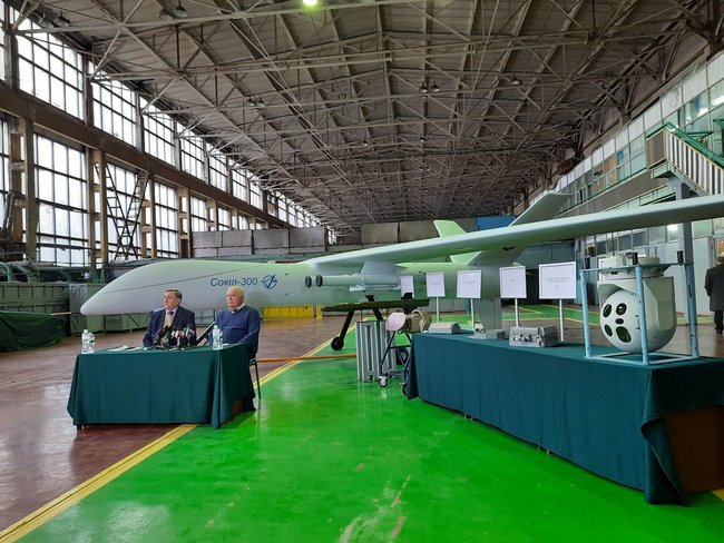 КБ Луч представило модель нового БПЛА Сокіл-300 01