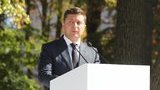 Зеленский обратился ко "всем своим" перед выборами: "Заканчивайте отказываться от ответственности и стелить себе соломку"
