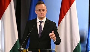 міністр закордонних справ Угорщини Сійярто