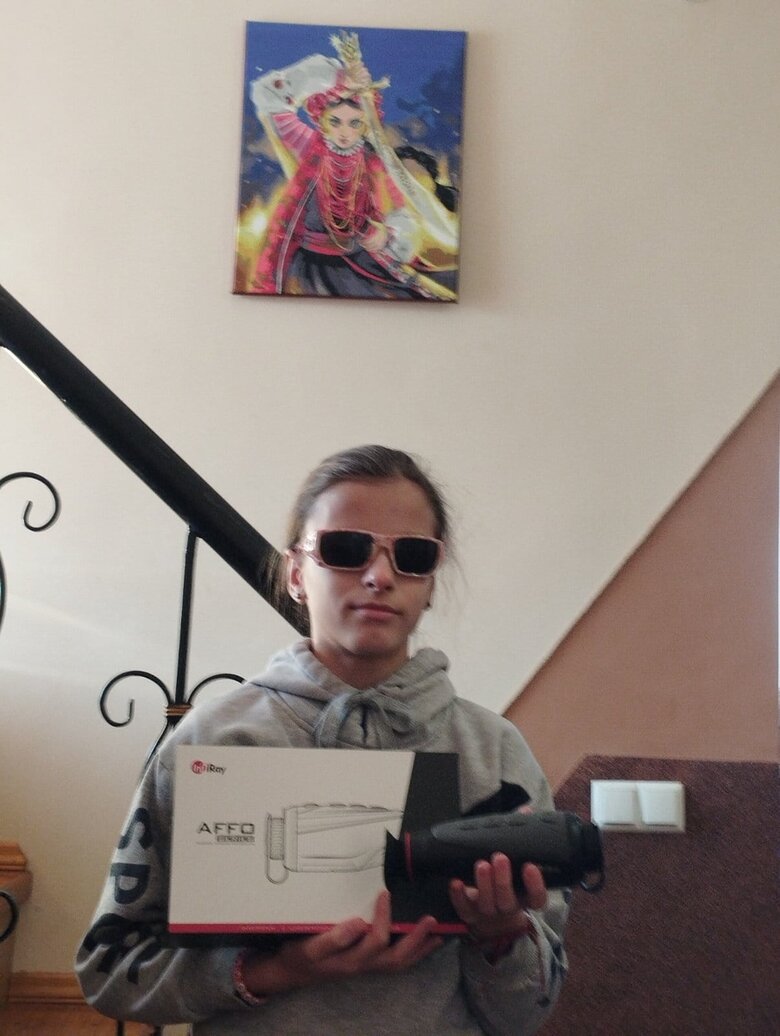 Незрячая школьница на Львовщине собрала ₴2 миллиона для ВСУ: пела на улице и в церквях 05