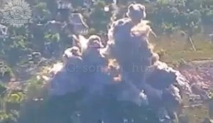 Пілоти винищувачів Повітряних сил України авіабомбами GBU знищили місце дислокації російських операторів БпЛА. ВIДЕО
