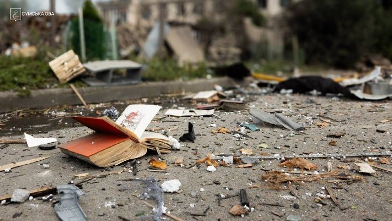 Sumy airstrike damages homes in two districts, injures eight