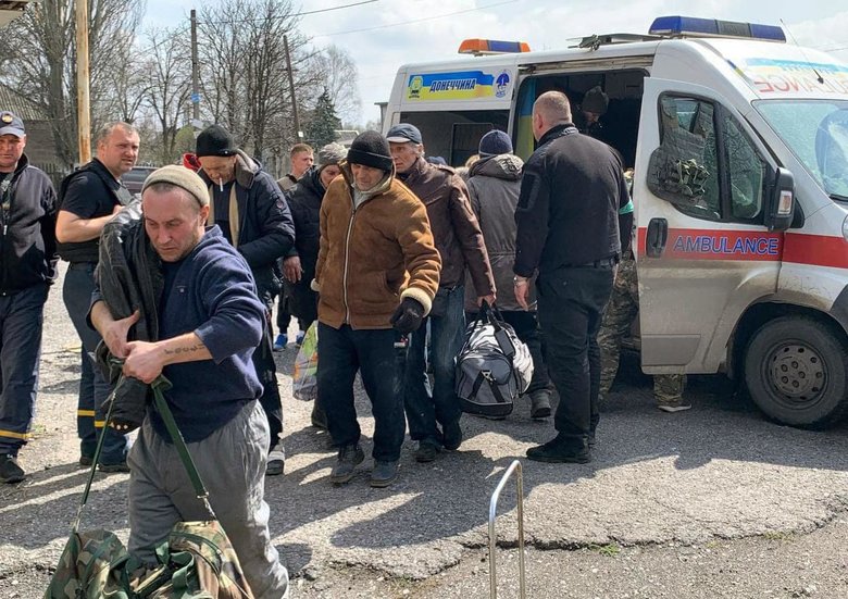 Из Марьинки эвакуированы 30 человек, - Нацполиция 02