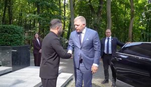 Slovakia supports Ukraine on its path to EU – Zelenskyy after meeting with Fico