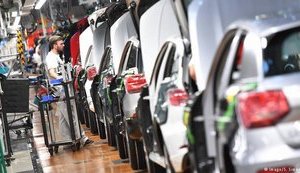 Производство автомобилей с начала года упало на 36%, – 