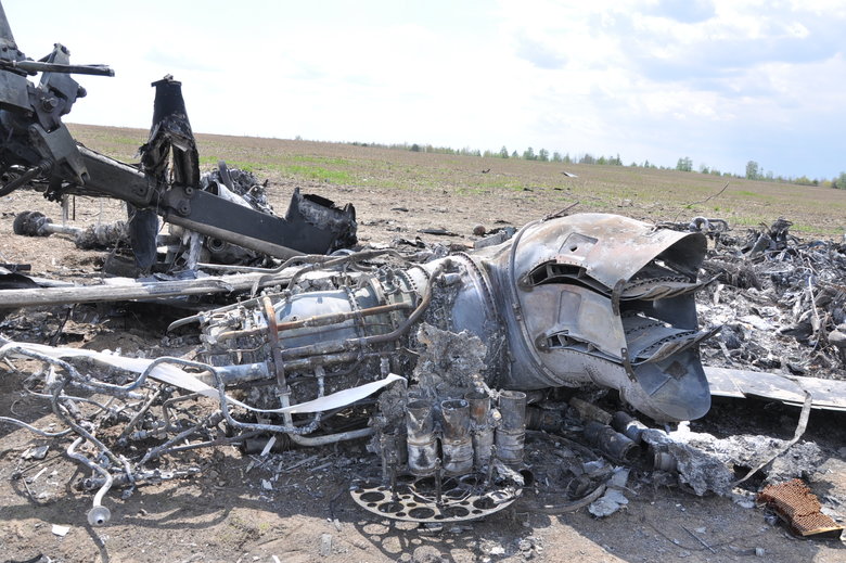 Покинутые позиции российских оккупантов в районе Гостомеля и Здвижовки под Киевом 65