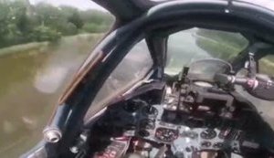 Полет на сверхмалой высоте - подготовка штурмовиков 299 бригады тактической авиации. Эксклюзивное ВИДЕО