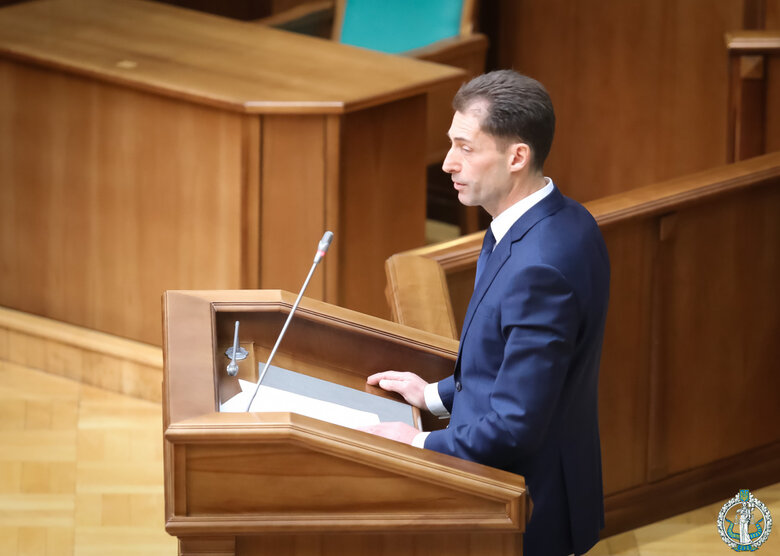 Ганебна угода про Чорноморський флот РФ: чи скасують її? Єдиної позиції немає навіть всередині України 04