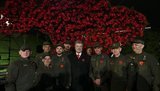 "Мы дистанцировались от кремлевского "победобесия"", - Порошенко на открытии акции "Первая минута мира" в Киеве. ФОТОрепортаж