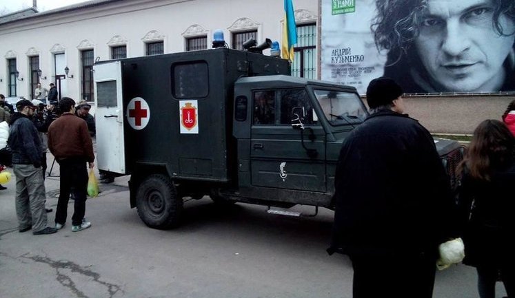 Два реанимобиля, волонтерство и море драйва: как в Одессе проходил марафон памяти Кузьмы Скрябина