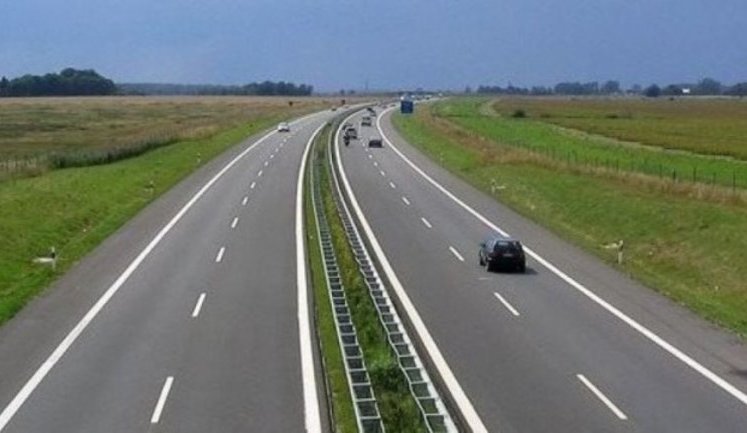 Перший автобан почнуть будувати наприкінці 2022 року, - міністр інфраструктури Кубраков