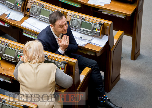 Розмова Шухевича і Шурми, Власенко в гостях у БПП і порожня сесійна зала, - робочий день у Раді 1 березня 03