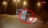 В Днепре водитель автомобиля JAGUAR травмировал полицейского, уезжая с места нарушения. ВИДЕО